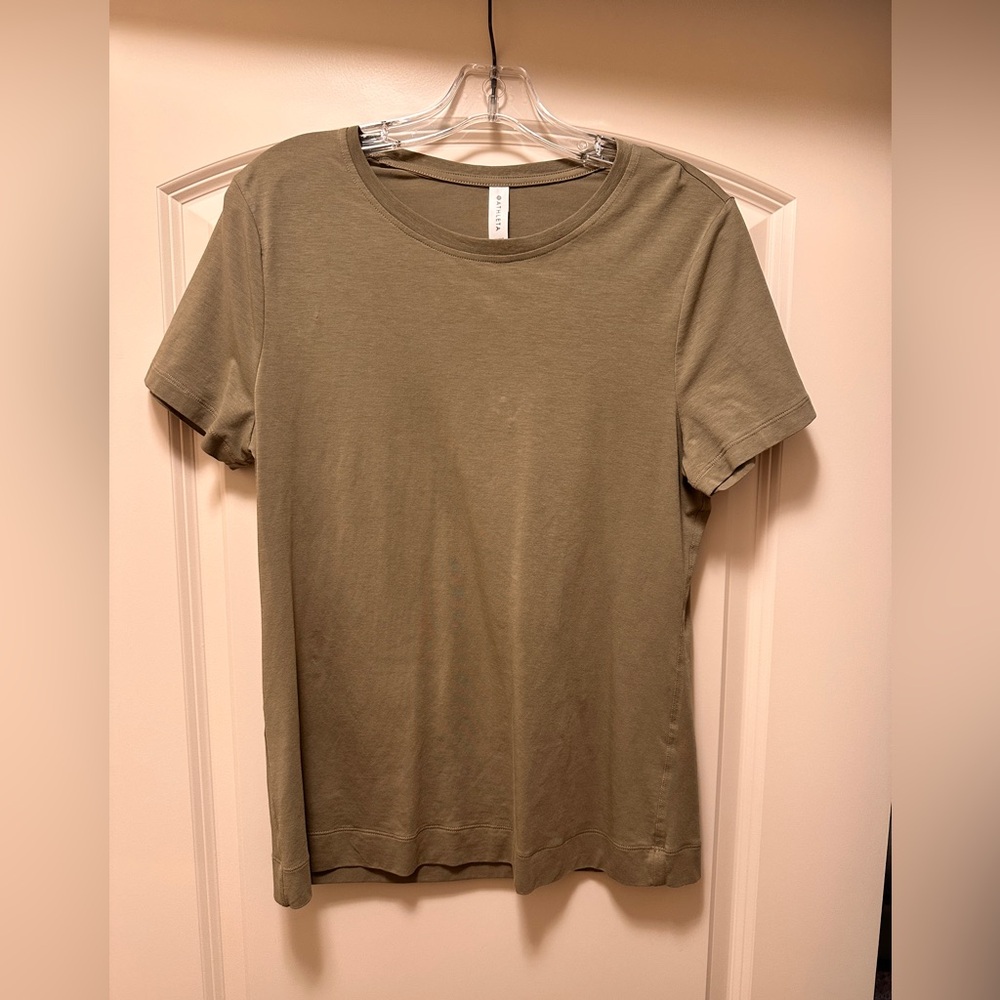 Athleta olive green  Short Sleeve T-Shirt size M